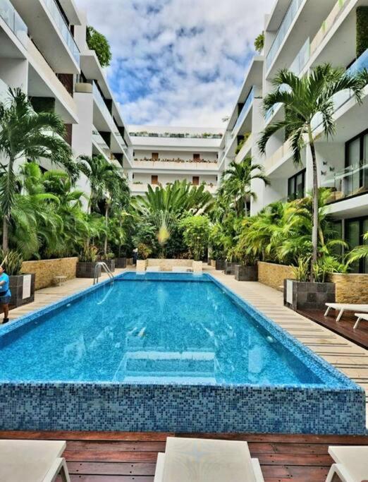 Stunning 1 Bdrm Condo Gym-Pool 10 Min To The Beach & Quinta Av Playa del Carmen Exterior photo
