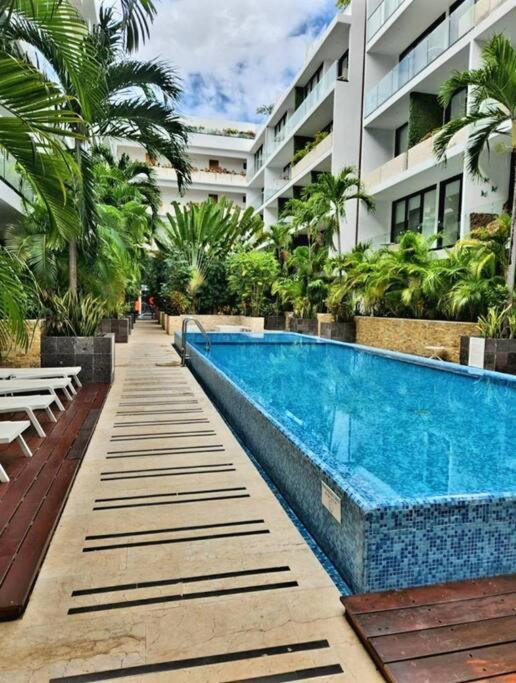 Stunning 1 Bdrm Condo Gym-Pool 10 Min To The Beach & Quinta Av Playa del Carmen Exterior photo